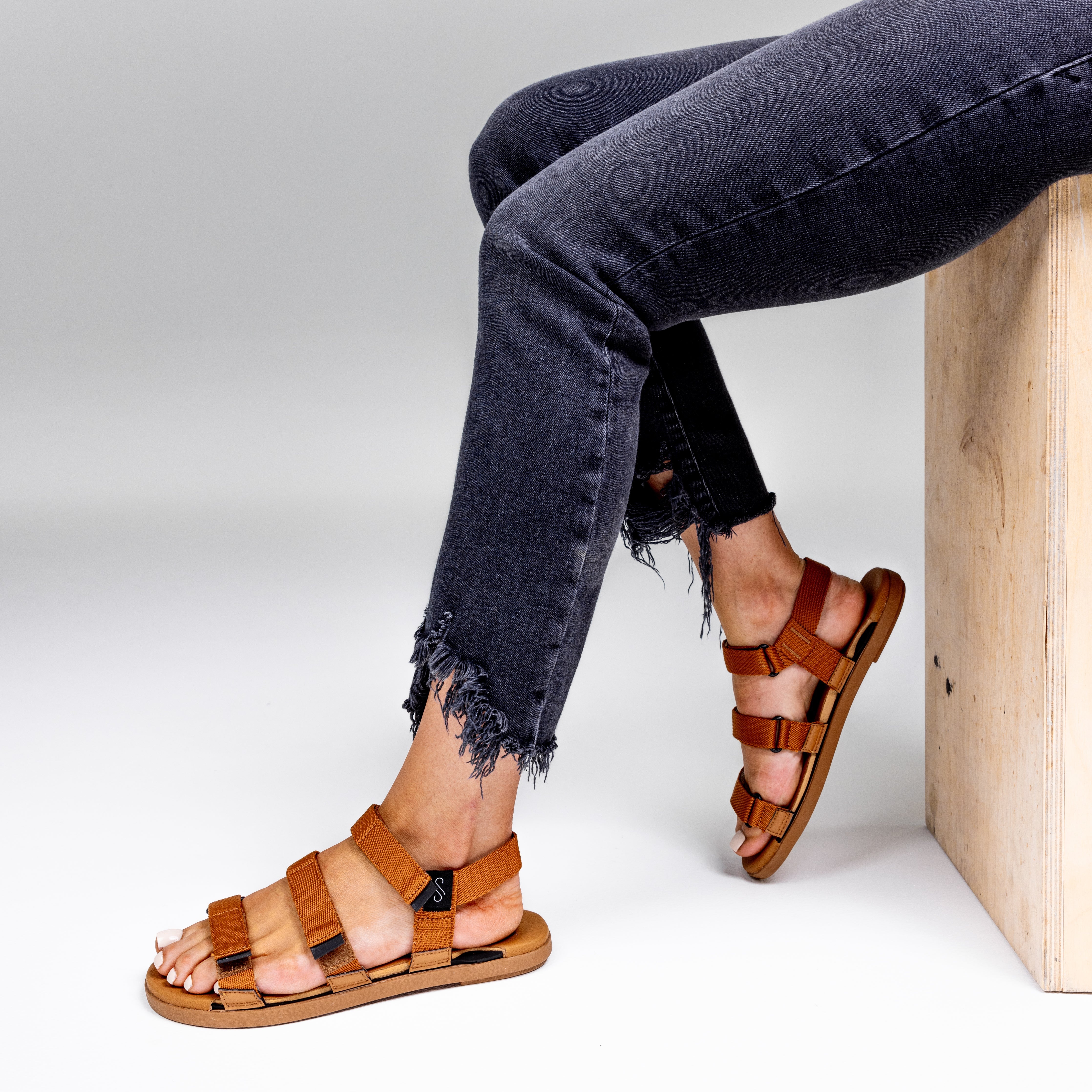 Aspen Cinnamon top only studio 2